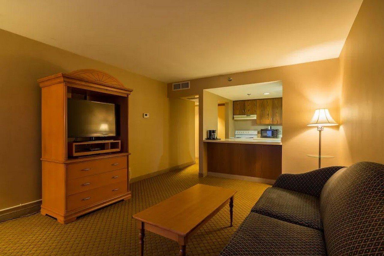 Hotel Ramada By Wyndham Milwaukee Exteriér fotografie