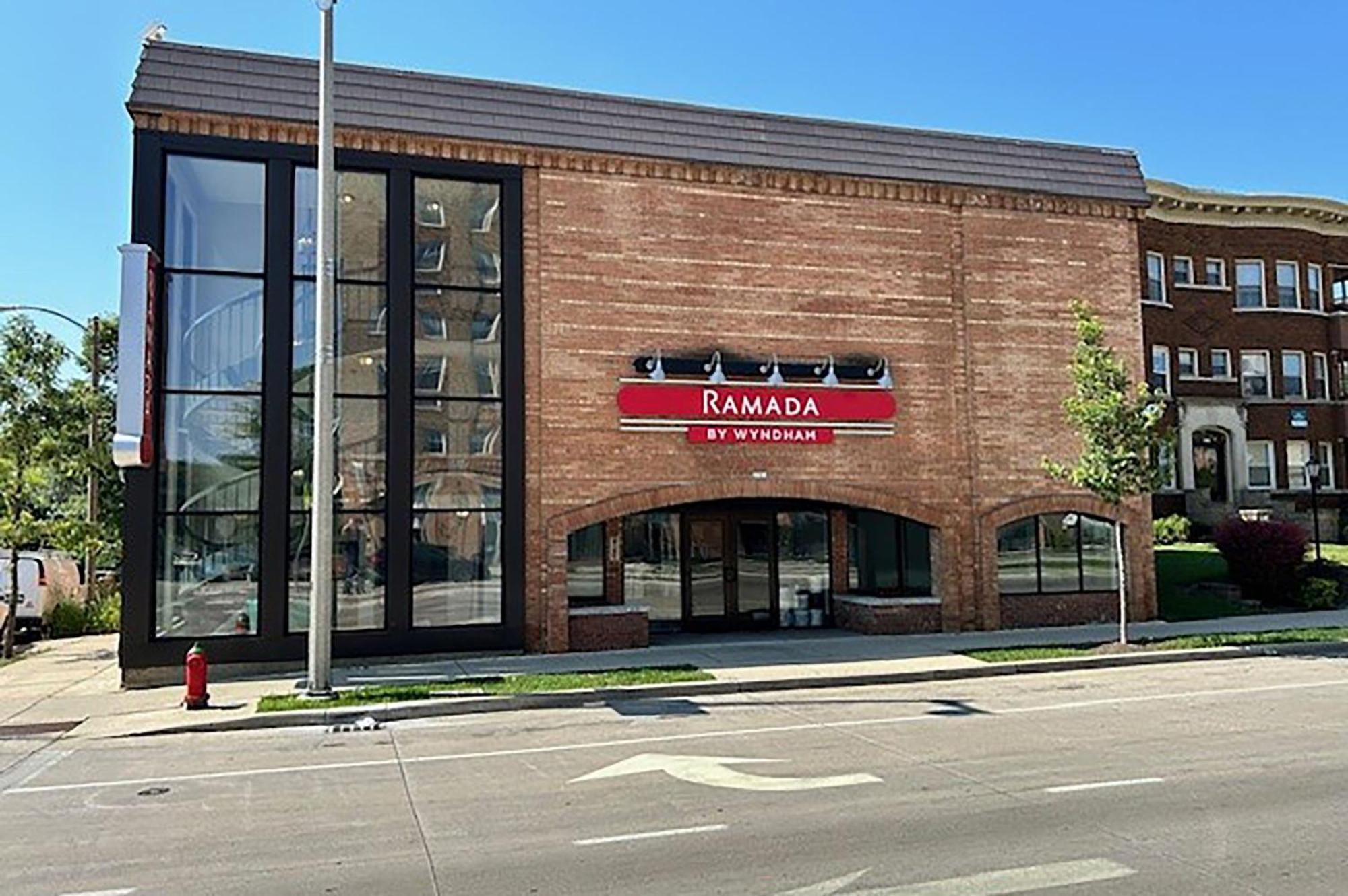 Hotel Ramada By Wyndham Milwaukee Exteriér fotografie