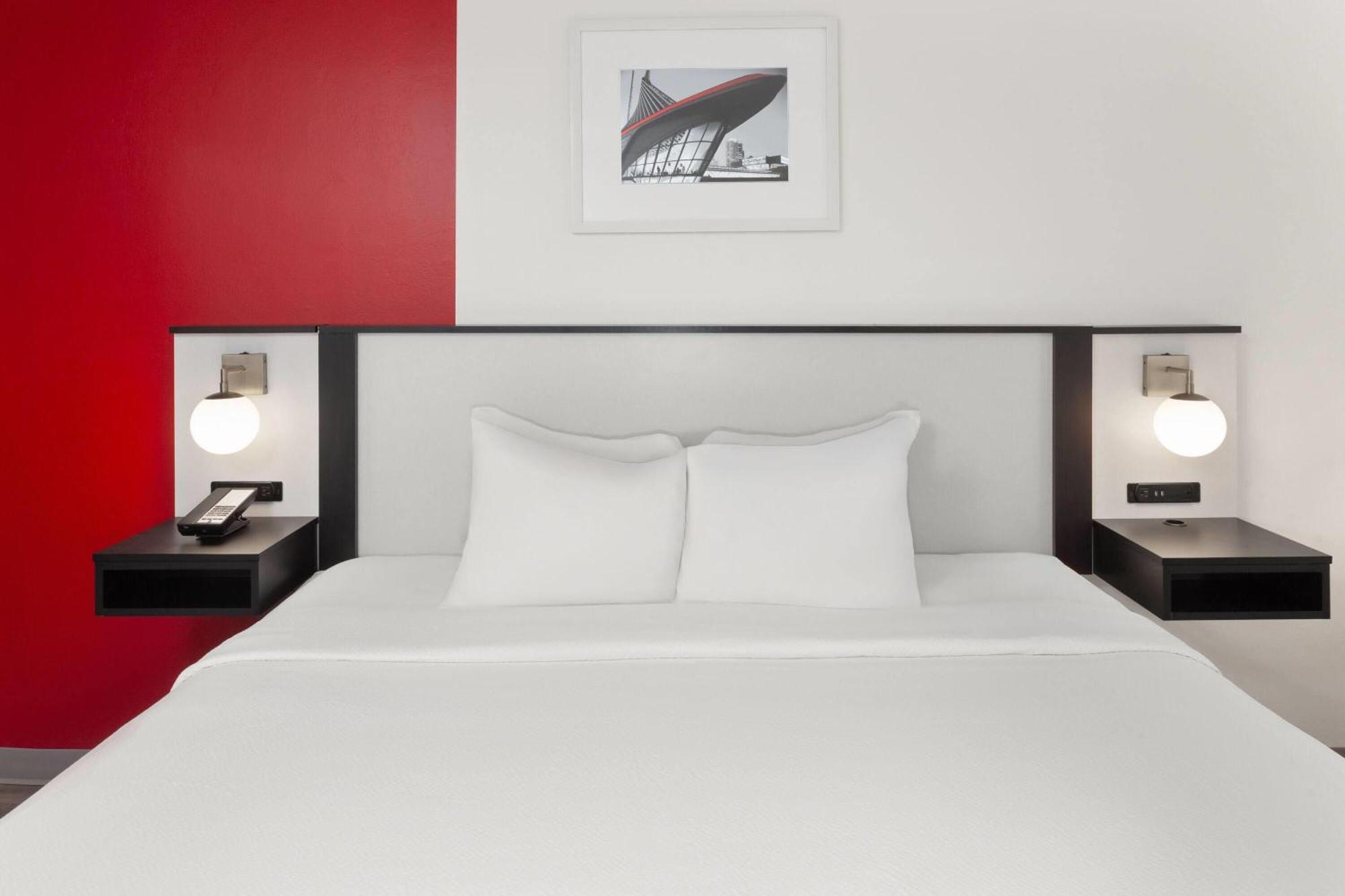 Hotel Ramada By Wyndham Milwaukee Exteriér fotografie