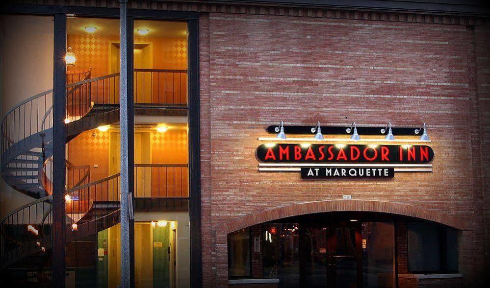 Hotel Ramada By Wyndham Milwaukee Exteriér fotografie